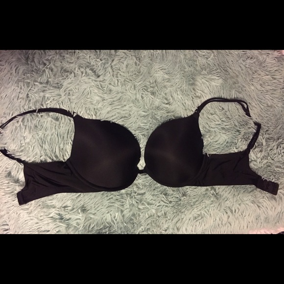 Victoria's Secret Other - 🔥VA Black Push Up size 32 DD TODAY $6